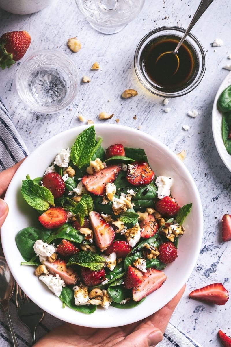 no heat meal idea - strawberry goat cheese salad