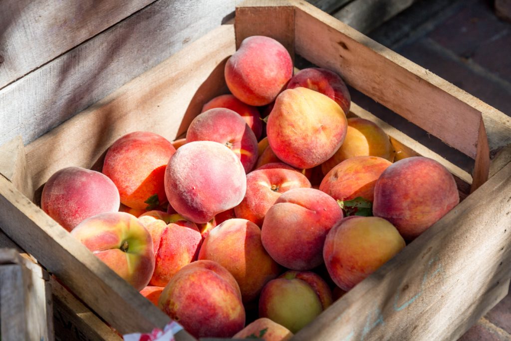 the perfect end of summer season produce - peaches!
